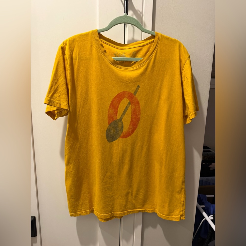 Outrigger Canoe Club Mustard Yellow Graphic Tee Size Large